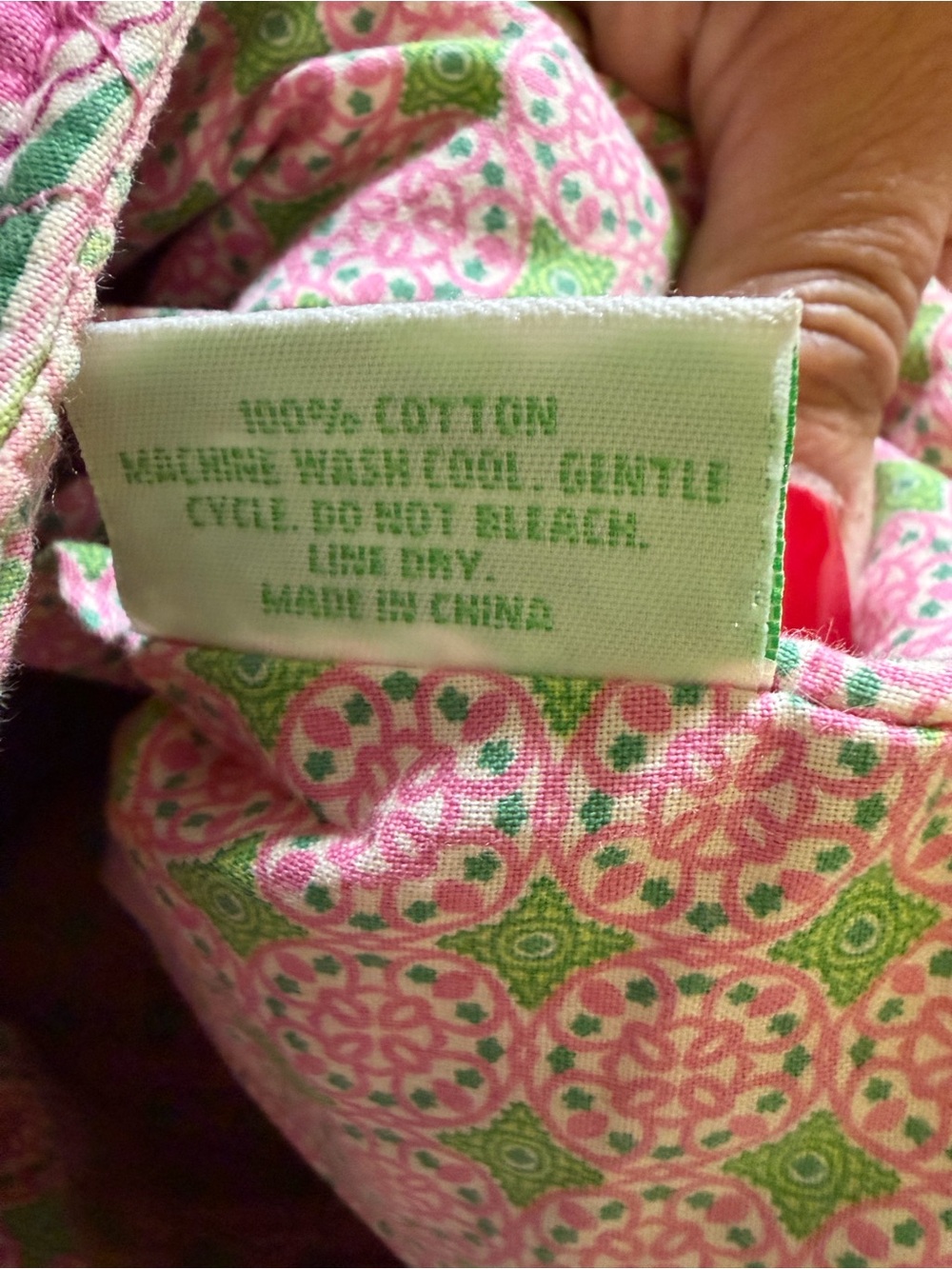 Vera Bradley Pinwheel Drop Classic Tote – Retired Pattern - Picture 8 of 10